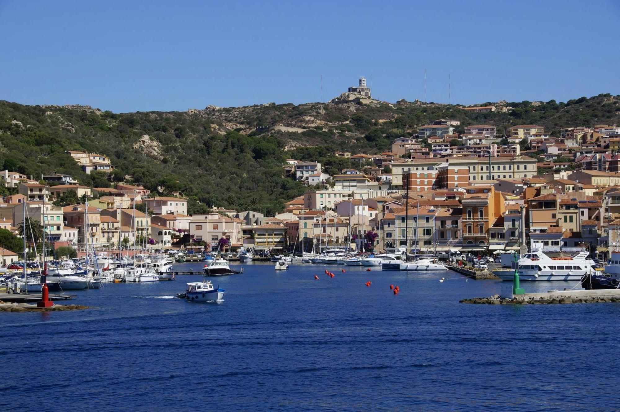 Appartamento Casa Dei Fiori Blu La Maddalena  Esterno foto